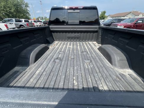 Used 2023 Chevrolet Silverado 2500 High Country AWD/4WD image 8