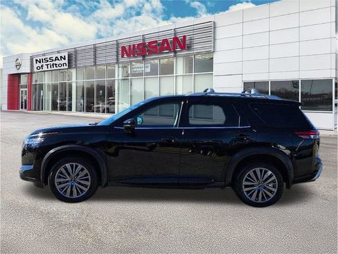 Certified 2024 Nissan Pathfinder SL w/ SL Premium Package image 4