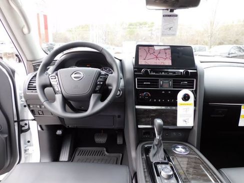 Certified 2023 Nissan Armada Platinum w/ Captain's Chairs Package RWD image 11