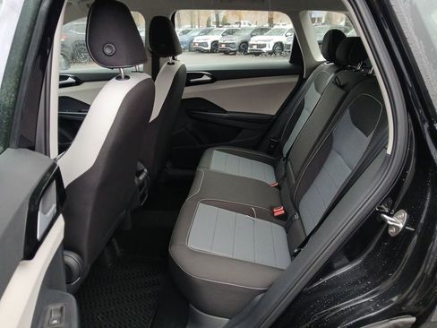 New 2026 Volkswagen Taos S FWD image 23