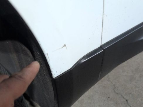 Used 2015 Land Rover Range Rover Sport HSE image 14