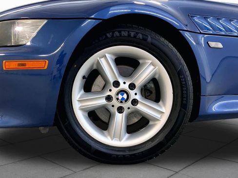 Used 2002 BMW Z3 2.5i RWD image 10