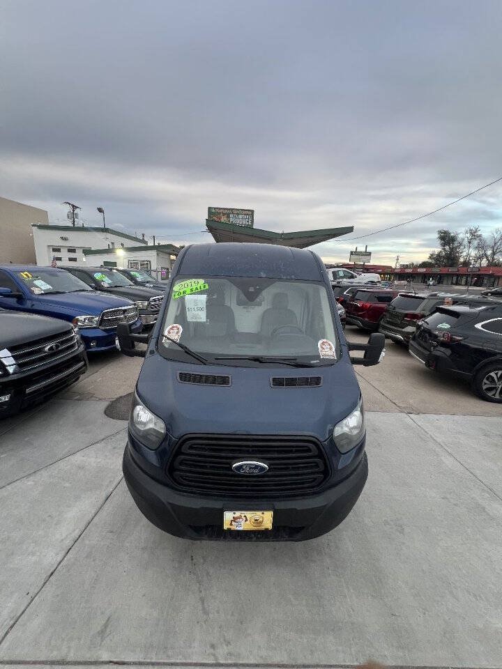Used 2019 Ford Transit 250 148 Medium Roof RWD image 11