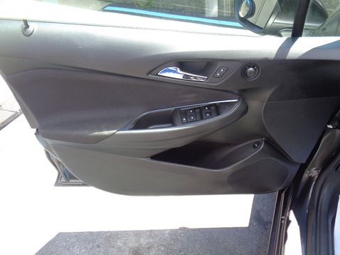 Used 2017 Chevrolet Cruze LT w/ Convenience Package image 15