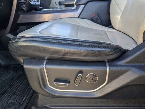 Used 2022 Ford F150 Lariat w/ FX4 Off-Road Package image 20