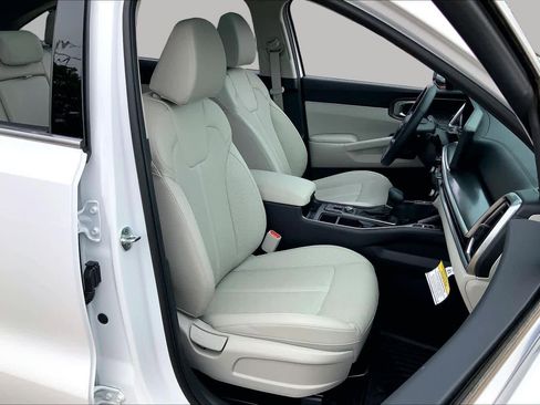 Certified 2026 Kia Sorento S w/ S Panoramic Sunroof Package FWD image 18