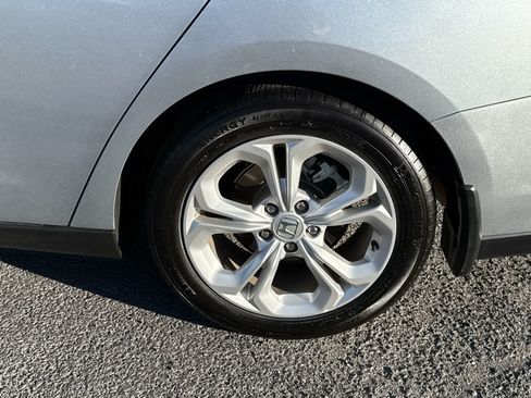 Used 2025 Honda Accord LX image 7