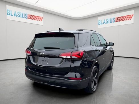 Used 2024 Chevrolet Equinox Premier AWD/4WD image 3