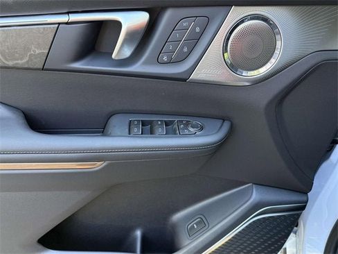 New 2026 Buick Enclave Avenir w/ Super Cruise Package image 17