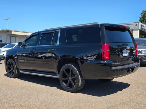Used 2015 Chevrolet Suburban LS RWD image 2