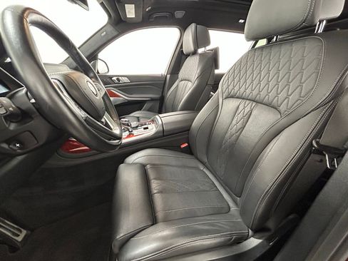 Used 2022 BMW ALPINA XB7 image 30