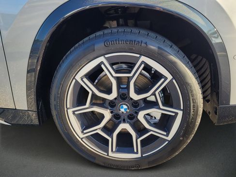 Used 2026 BMW X1 xDrive28i w/ Convenience Package image 9