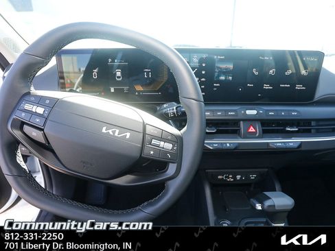 New 2026 Kia K4 EX image 10