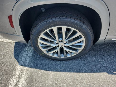 New 2025 Buick Enclave Avenir w/ Super Cruise Package image 5