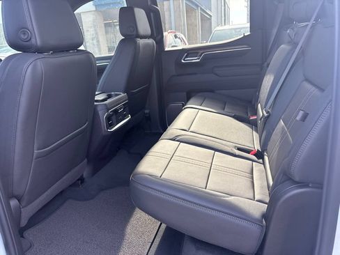 New 2026 Chevrolet Silverado 1500 High Country AWD/4WD image 18
