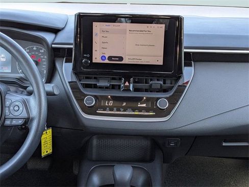 Used 2024 Toyota Corolla LE image 17