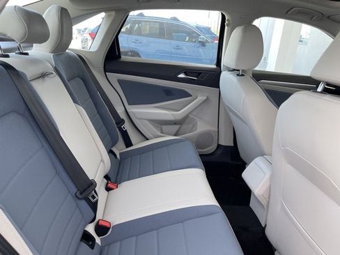New 2025 Volkswagen Jetta SE image 40