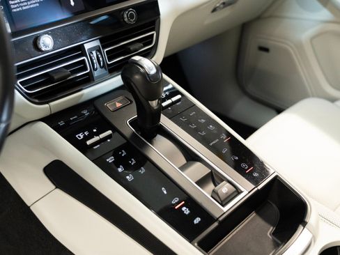 Certified 2023 Porsche Macan GTS AWD/4WD image 22