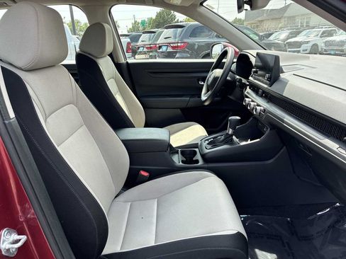 Used 2023 Honda CR-V LX image 23