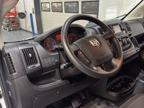Used 2017 RAM ProMaster 2500 w/ Mopar Trailer Tow Group FWD image 12