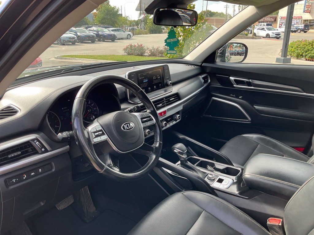 Used 2021 Kia Telluride LX AWD/4WD image 11