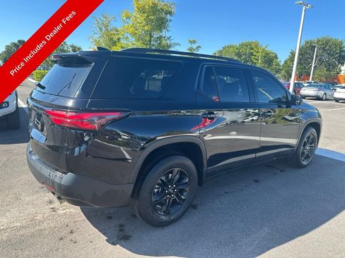 Used 2023 Chevrolet Traverse LS w/ Midnight/Sport Edition FWD image 4