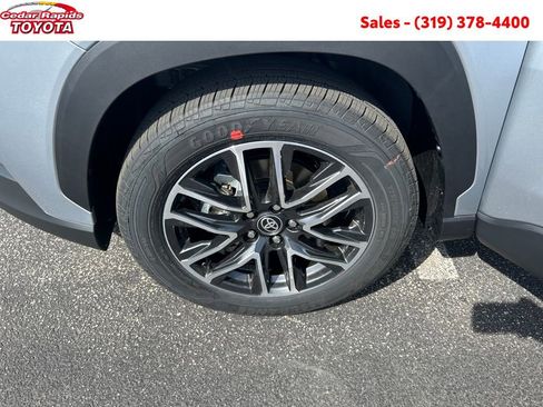 New 2026 Toyota Corolla Cross XLE image 21