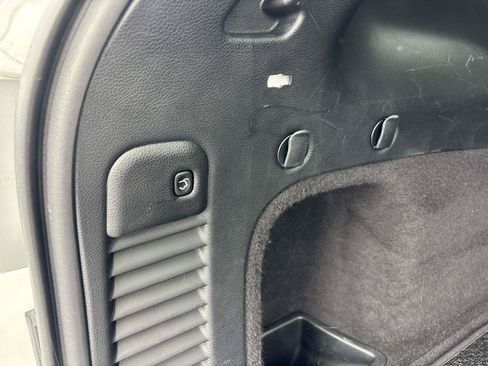 Used 2019 Jeep Grand Cherokee Summit AWD/4WD image 19
