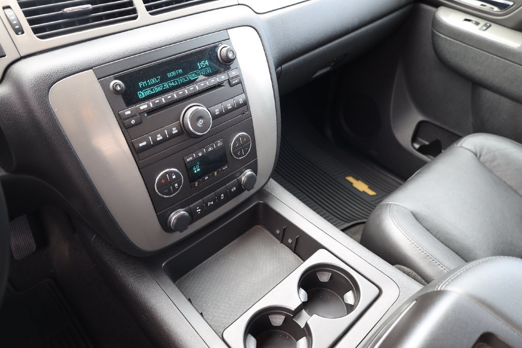 Used 2013 Chevrolet Silverado 3500 LTZ w/ LTZ Plus Package AWD/4WD image 15