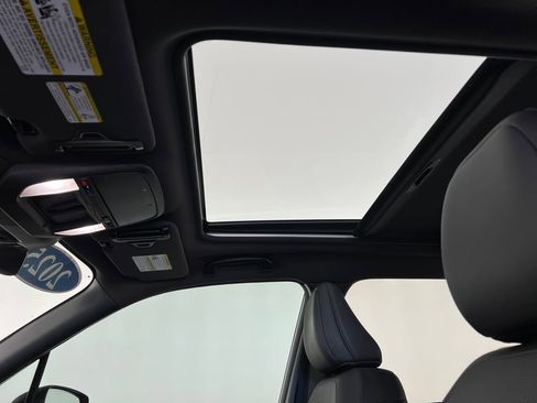 Certified 2025 Subaru Forester Touring image 23