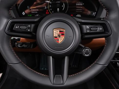 Used 2026 Porsche 911 GT3 RWD image 32