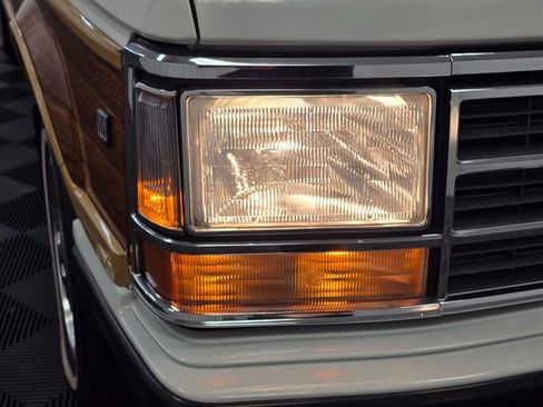 Used 1990 Dodge Grand Caravan LE image 51