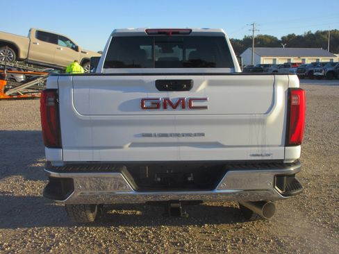 New 2026 GMC Sierra 2500 SLT w/ SLT Premium Package image 6