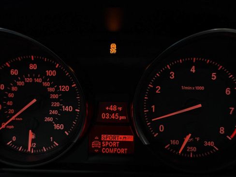 Used 2014 BMW Z4 sDrive35i image 25