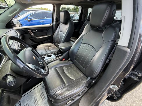 Used 2016 Chevrolet Traverse LTZ AWD/4WD image 12