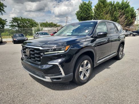 Certified 2024 Honda Pilot EX-L image 9