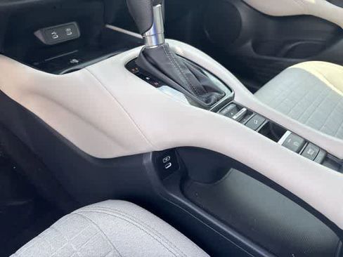 Used 2026 Honda HR-V LX image 16