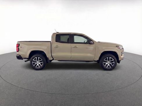 Used 2023 Chevrolet Colorado Z71 w/ Advanced Trailering Package image 8