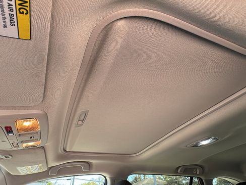 Used 2016 Subaru Outback 2.5i Limited image 11