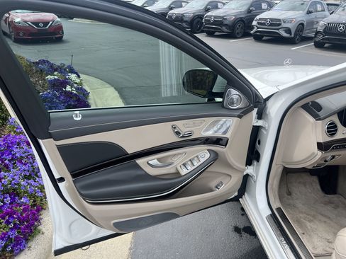 Certified 2019 Mercedes-Benz Maybach S 650 image 15