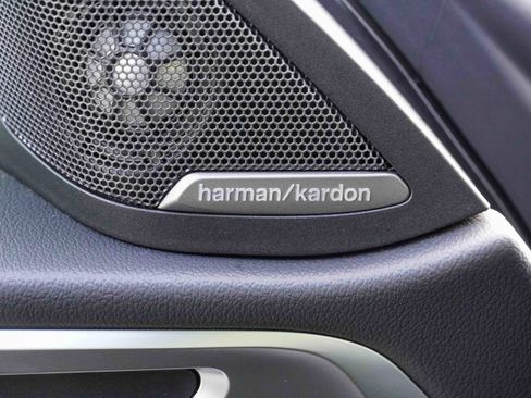 Certified 2025 BMW 430i w/ Premium Package image 16