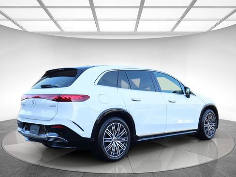 Used 2023 Mercedes-Benz EQS 450+ 4MATIC SUV image 8