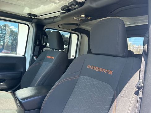 Used 2023 Jeep Gladiator Mojave w/ Trailer Tow Package image 3