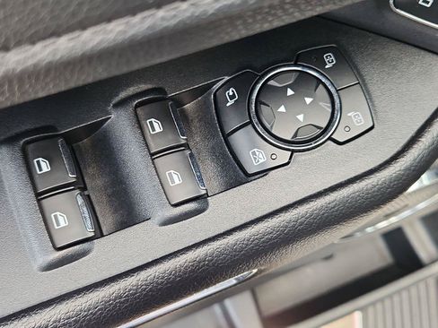 Used 2018 Ford Expedition Max XLT w/ Equipment Group 202A RWD image 24