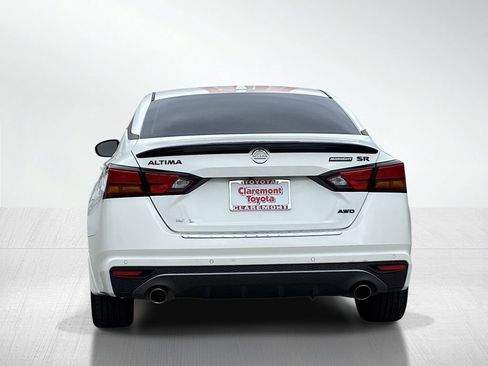 Used 2022 Nissan Altima 2.5 SR w/ Midnight Edition Package AWD/4WD image 6