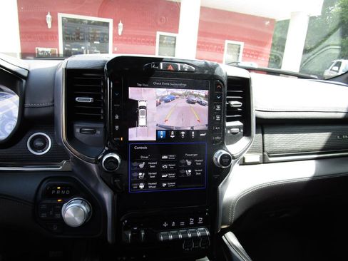 Used 2019 RAM 1500 Limited AWD/4WD image 17