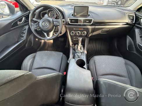 Used 2016 MAZDA MAZDA3 i Touring image 18