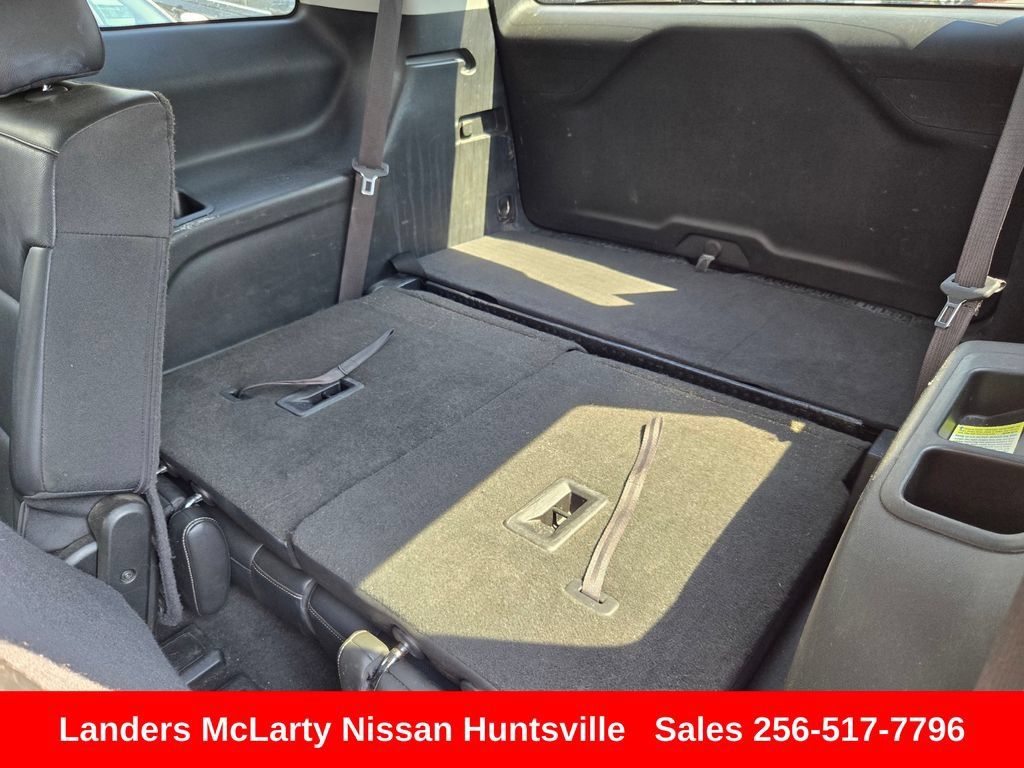 Used 2023 GMC Acadia SLT FWD image 14