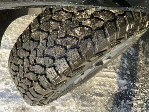 New 2026 GMC Terrain AT4 w/ LPO, Floor Liner Package AWD/4WD image 21