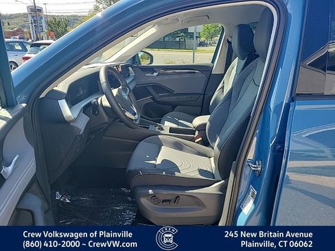 New 2025 Volkswagen Tiguan SE image 6